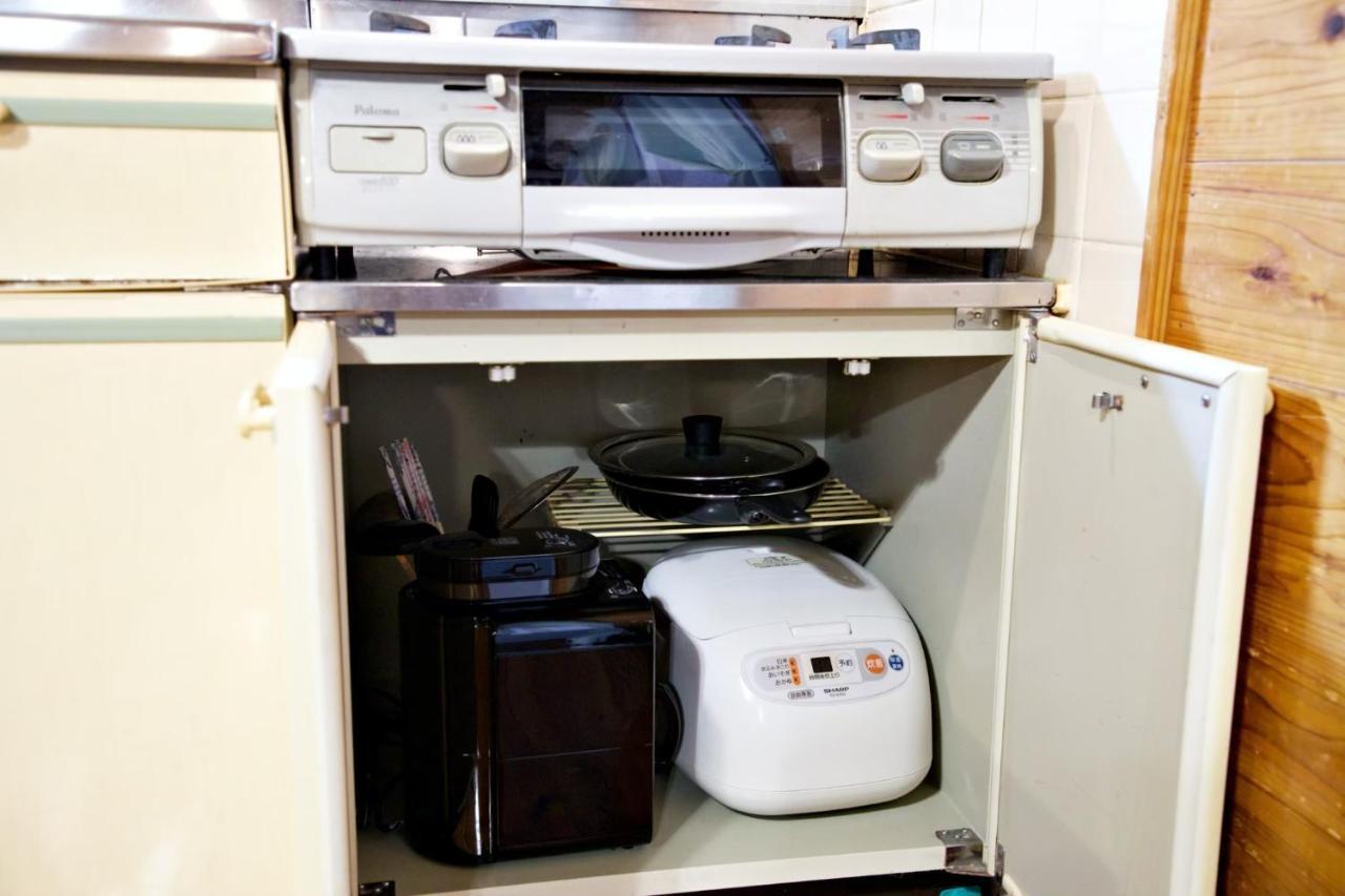Appartamento にらい恩納　杉の木 Onna Esterno foto