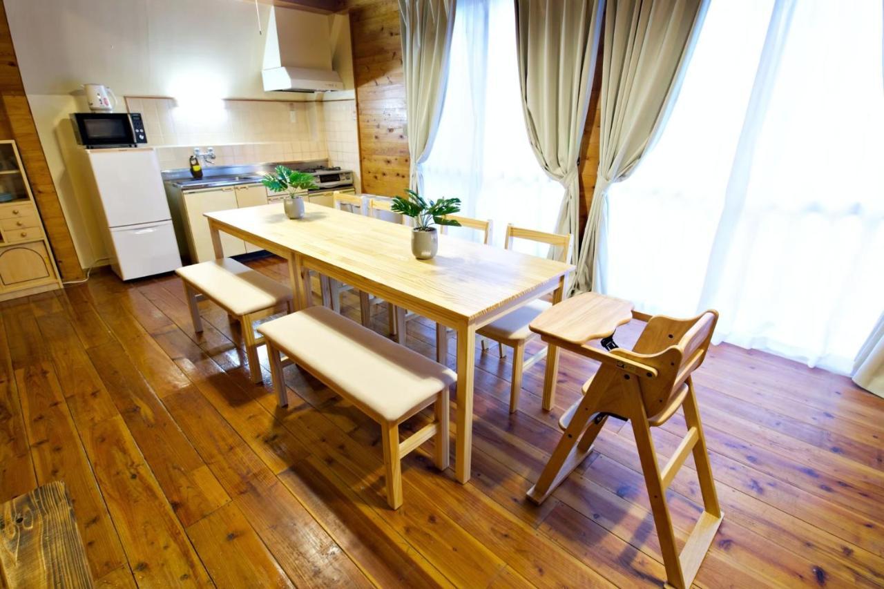 Appartamento にらい恩納　杉の木 Onna Esterno foto